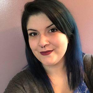 Meet your Posher, Cecily